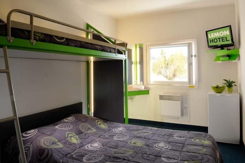 Lemon Hotel - Mery Sur Oise/Cergy Экстерьер фото