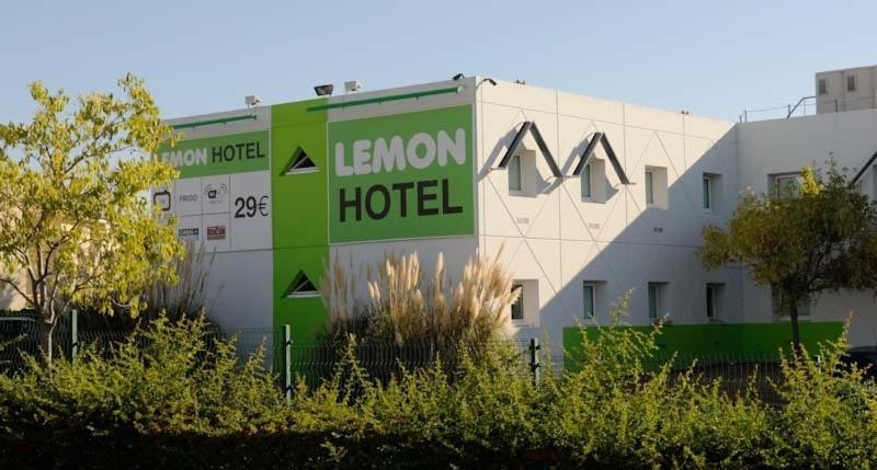 Lemon Hotel - Mery Sur Oise/Cergy Экстерьер фото