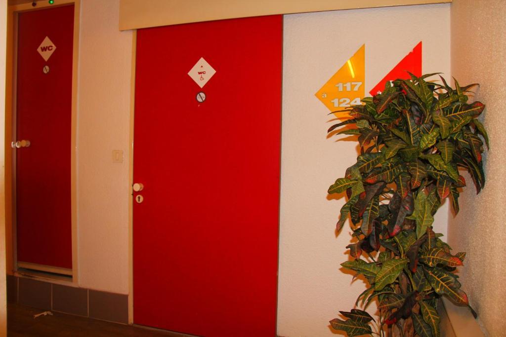 Lemon Hotel - Mery Sur Oise/Cergy Экстерьер фото