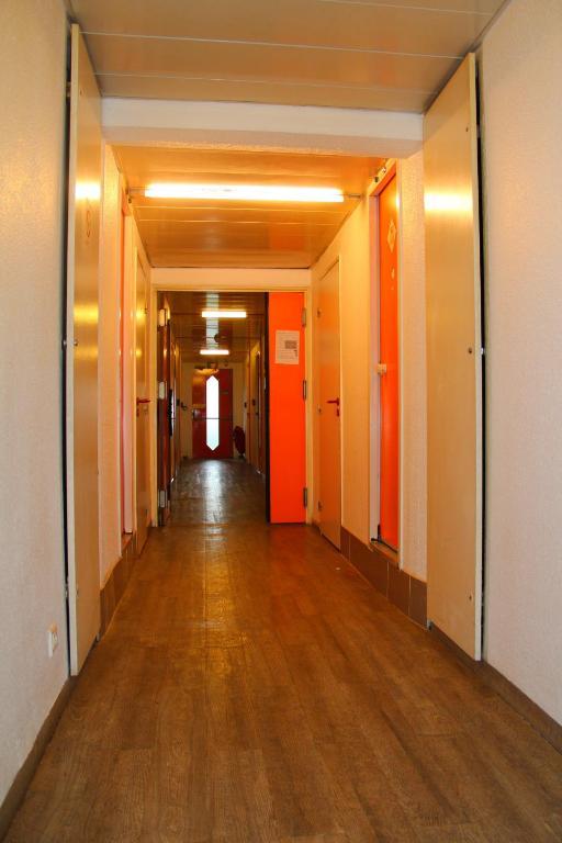 Lemon Hotel - Mery Sur Oise/Cergy Экстерьер фото